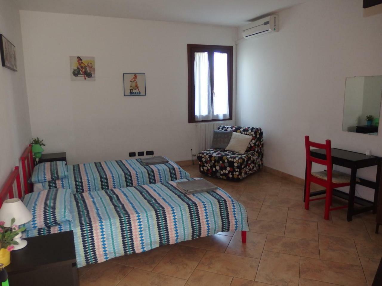Casa D'Oro Rooms Местре Екстериор снимка